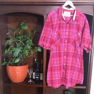 Men’s Nautica casual button down shirt